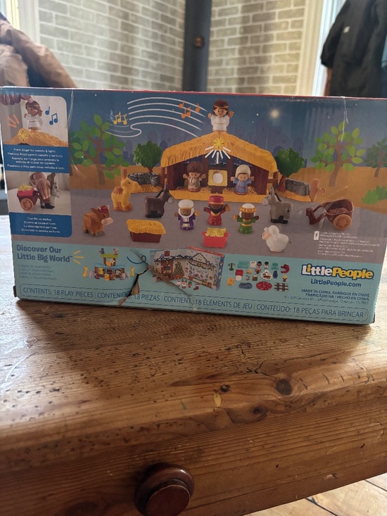 NEW, Fisher-Price, Little People, Toddler Toy Nativity Set with Music & Lights - Picture 2 of 10